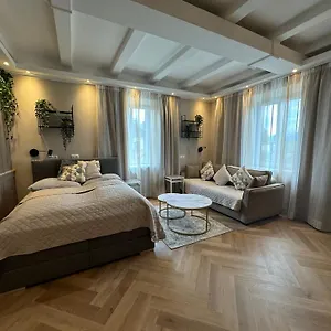 Book-a-room 33 Apartment